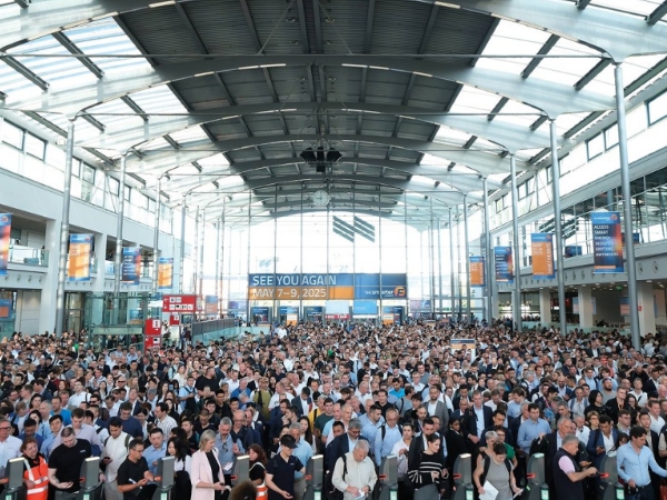 永利yl23411亮相德国Intersolar EU 2025，探索智造新视界